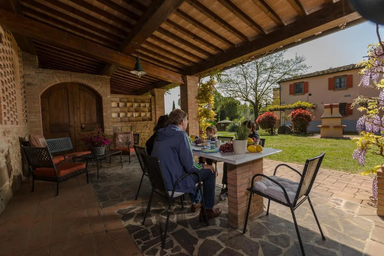 Agriturismo Canale Peccioli 0*,  إيطاليا