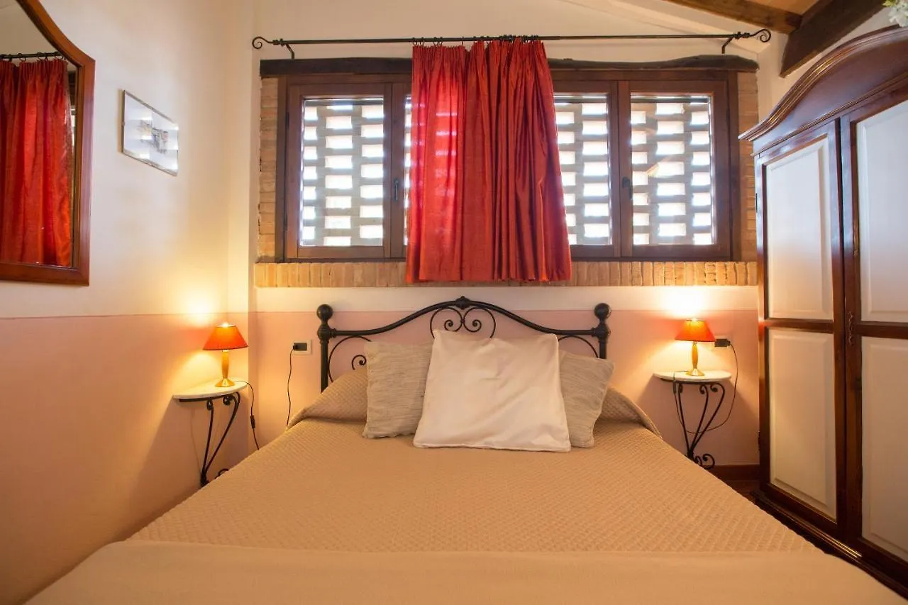 Agriturismo Canale Peccioli Gospodarstwo agroturystyczne
